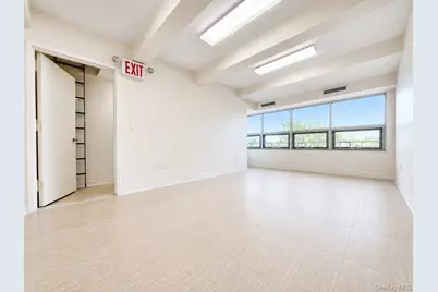 61-12 220 Street #2nd + 3rd Floor, Bayside, NY 11364 - Photo 22