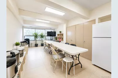61-12 220 Street #2nd + 3rd Floor, Bayside, NY 11364 - Photo 8