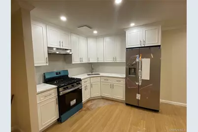 106-28 Guy R Brewer Blvd, Jamaica, NY 11433 - Photo 12