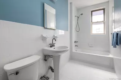 59-11 Queens Boulevard #4P, Woodside, NY 11377 - Photo 8