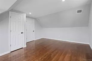 48 Cliff Ave, Hempstead, NY 11550 - Photo 22