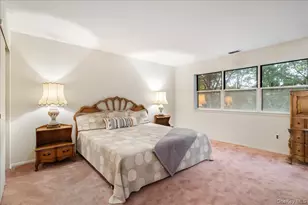 38 Larkspur Ln, Commack, NY 11725 - Photo 10