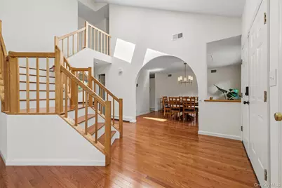 28 E Hill Road, Cortlandt Manor, NY 10567 - Photo 8