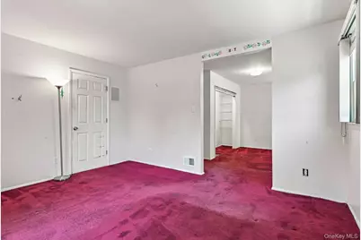 3905 Clove Court, Seaford, NY 11783 - Photo 18