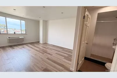 106-07 Northern Boulevard #5B, Corona, NY 11368 - Photo 4