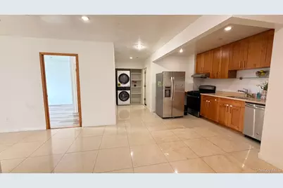 106-07 Northern Boulevard #5B, Corona, NY 11368 - Photo 2