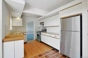 19 Wall Ave, Valhalla, NY 10595 - Photo 16
