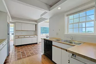 19 Wall Ave, Valhalla, NY 10595 - Photo 18