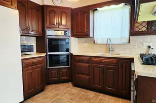 74-31 64th St, Glendale, NY 11385 - Photo 6