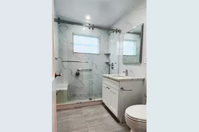 7431 64th Street, Glendale, NY 11385 - Photo 8