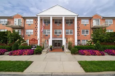 250 N Village Avenue #C22, Rockville Centre, NY 11570 - Photo 1