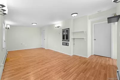 109 Laurel Street, Patchogue, NY 11772 - Photo 26