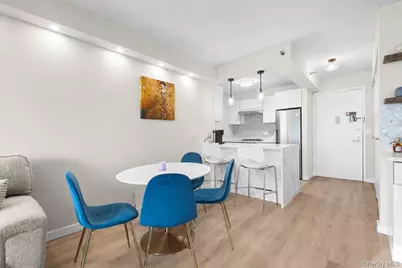 474 48th Avenue #35E, Long Island City, NY 11109 - Photo 4