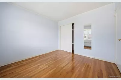 7 Crown Street, Hicksville, NY 11801 - Photo 10