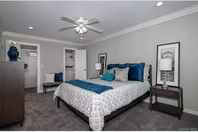 5000 Townhouse Drive #1706, Coram, NY 11727 - Photo 12