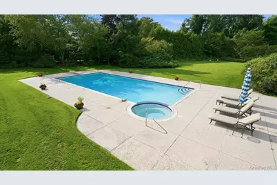 25 Ring Neck Road, Remsenburg, NY 11960 - Photo 8
