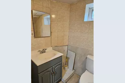 19 W 11 Street, Huntington Station, NY 11746 - Photo 4