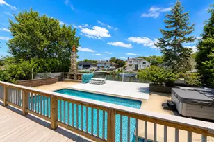 204 Bayview Ave, Massapequa, NY 11758 - Photo 22