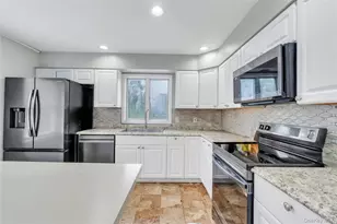 23 Hemlock Dr, Mastic Beach, NY 11951 - Photo 12