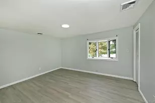 88 Matsunaye Dr, Medford, NY 11763 - Photo 14