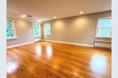 2 Saint Marks Place, Cold Spring Harbor, NY 11724 - Photo 16