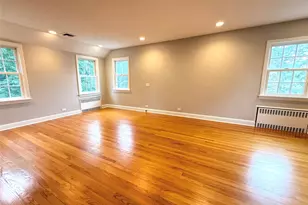 2 St Marks Pl, Cold Spring Harbor, NY 11724 - Photo 16