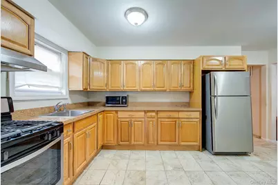 146-20 28th Avenue, Whitestone, NY 11357 - Photo 6