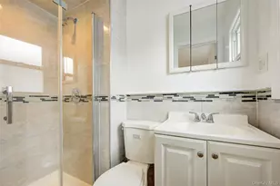 146-20 28th Ave, Flushing, NY 11354 - Photo 40