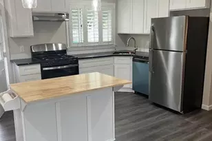 1227 Daffodil Ln, Wantagh, NY 11793 - Photo 2