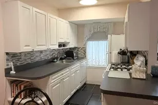 5 El Camino Ct, Coram, NY 11727 - Photo 6