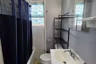 160-41 99th St, Howard Beach, NY 11414 - Photo 24