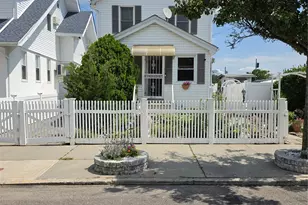 160-41 99th St, Howard Beach, NY 11414 - Photo 1