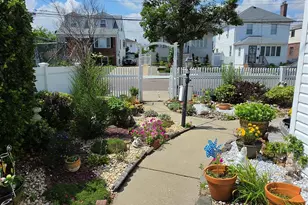 160-41 99th St, Howard Beach, NY 11414 - Photo 6