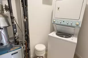 141-05 Cherry Ave, Flushing, NY 11355 - Photo 8