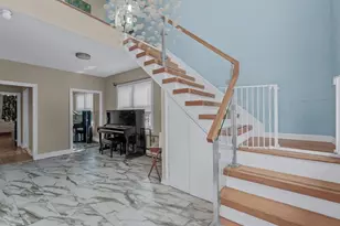 252-15 82nd Ave, Bellerose, NY 11426 - Photo 4