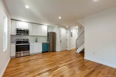 10418 89th Avenue, Richmond Hill, NY 11418 - Photo 6