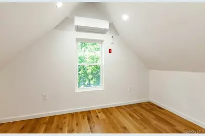 10418 89th Avenue, Richmond Hill, NY 11418 - Photo 8