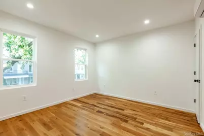 10418 89th Avenue, Richmond Hill, NY 11418 - Photo 20