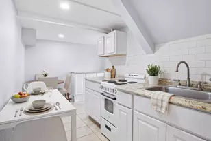 139 5th Ave, Bay Shore, NY 11706 - Photo 18