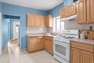 139 5th Ave, Bay Shore, NY 11706 - Photo 8