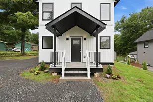 183 Center St, Ellenville, NY 12428 - Photo 2