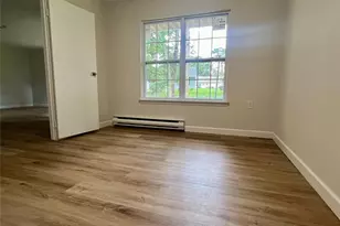 474 Darwen Dr, Ridge, NY 11961 - Photo 12