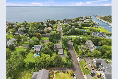 4 Saltmeadow Lane, Bayport, NY 11705 - Photo 46