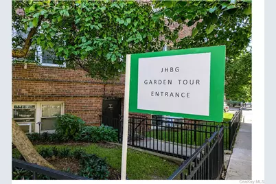 73-12 35th Avenue #D32, Jackson Heights, NY 11372 - Photo 14