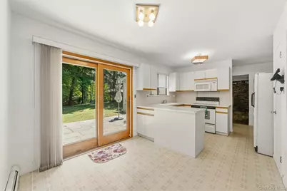 2 Peter A Beet Drive, Cortlandt Manor, NY 10567 - Photo 8