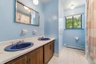 2 Peter A Beet Dr, Cortlandt Manor, NY 10567 - Photo 20