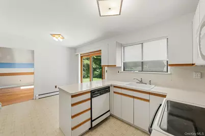 2 Peter A Beet Drive, Cortlandt Manor, NY 10567 - Photo 10