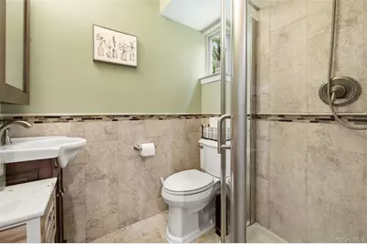 17 Jerome Street, Smithtown, NY 11787 - Photo 12