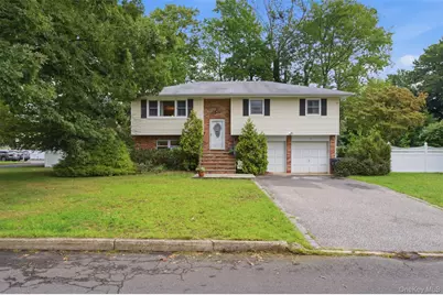 17 Jerome Street, Smithtown, NY 11787 - Photo 1