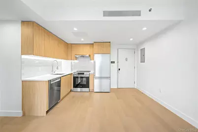 150-02 Northern Boulevard #5G, Flushing, NY 11354 - Photo 4